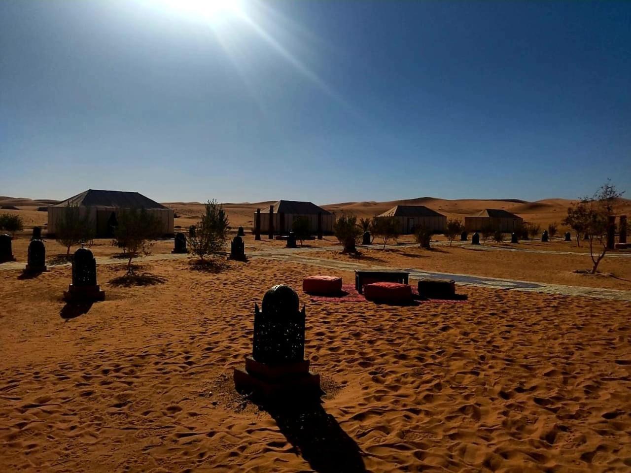 Luxury Sandy Glamping เมอร์ซูกา ภายนอก รูปภาพ