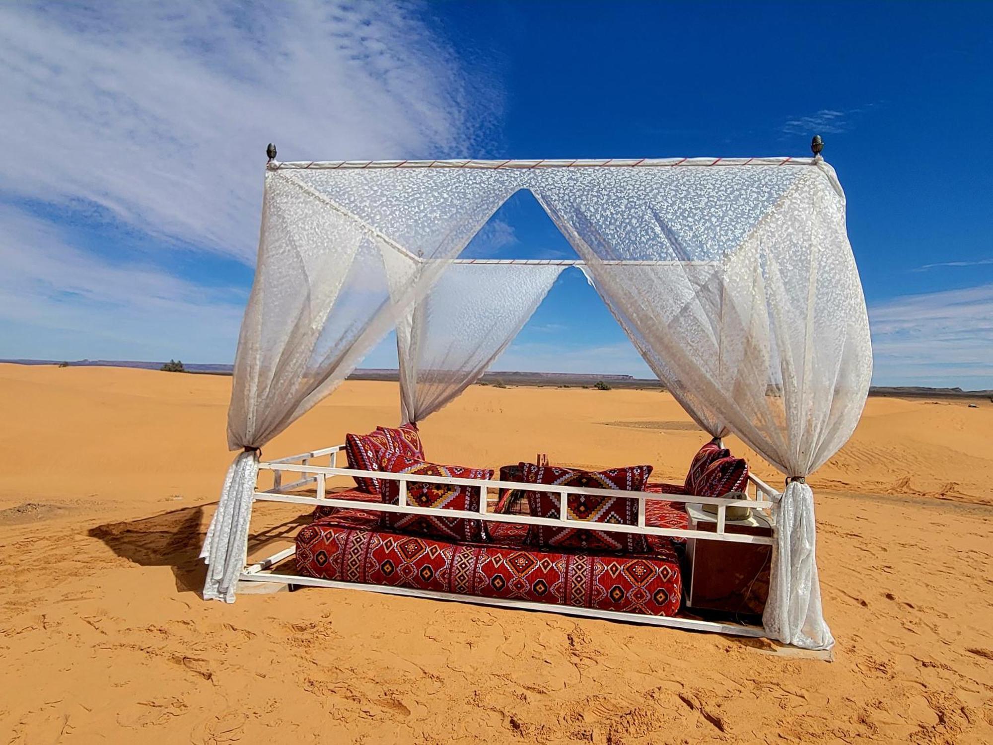 Luxury Sandy Glamping เมอร์ซูกา ภายนอก รูปภาพ